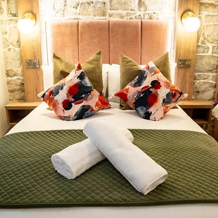 Gasthuis The Woodquay Townhouse