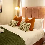 The Woodquay Townhouse 3* Γκάλγουεϊ